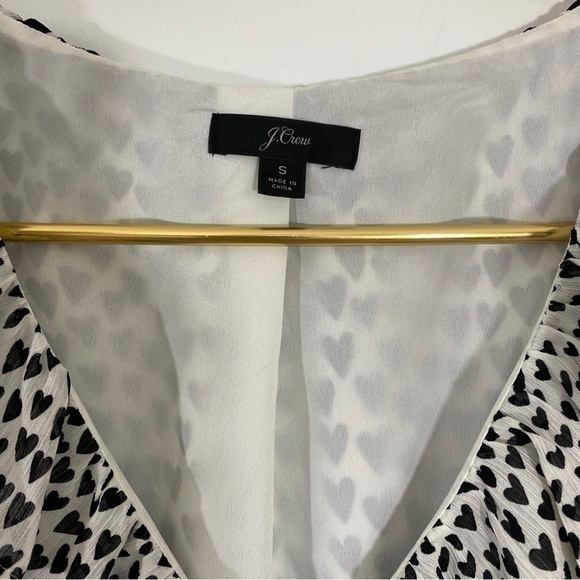 J. Crew Small Allover Heart Print Ruffle Front White Black‎ Blouse Top - Picture 6 of 10